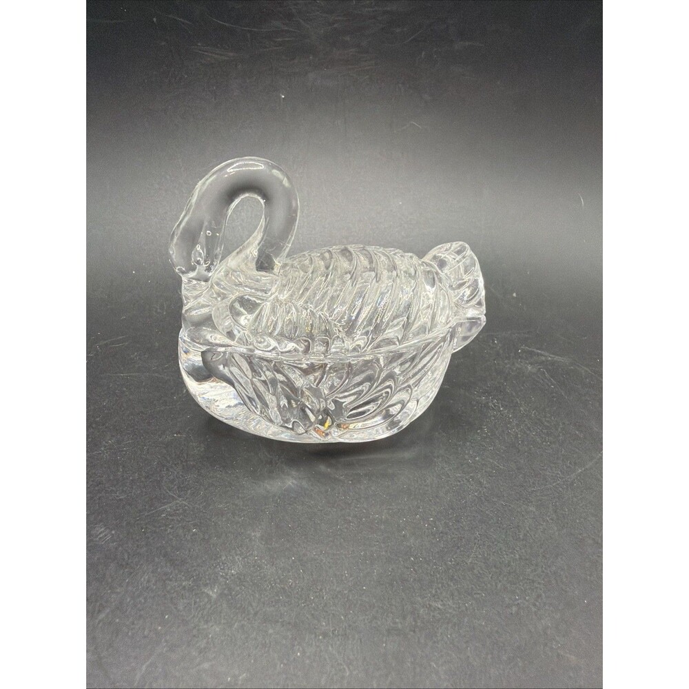 Chung Chung 24% Leaded Crystal Swan Trinket Box - Taiwan